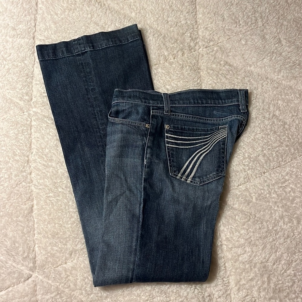 7 FAMK in great condition